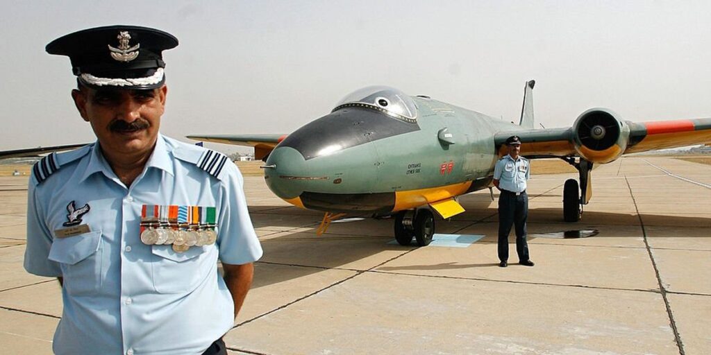 RAF pilots to be trained by Indian ‘Top Guns’ as aviation experts slam decision to hire foreign instructors